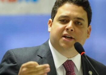 plebiscito para nova Constituição é “inconstitucional” e “descabida”