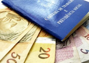 Pagamento do 13º salário poderá colocar R$ 215 bilhões na economia do país