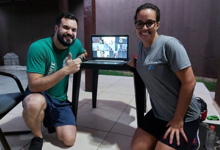 Com aulas ao vivo, profissionais da Fundesporte auxiliam acadêmicos da UEMS a se exercitarem