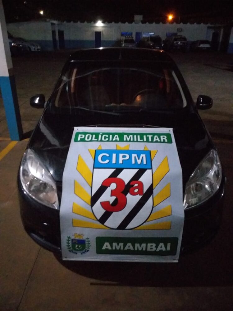 Adolescente é apreendido com Renault Sandero e com sinal identificador adulterado