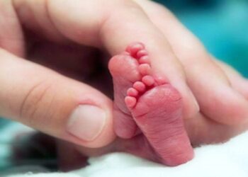 Novembro Roxo aborda a prematuridade e seus desafios