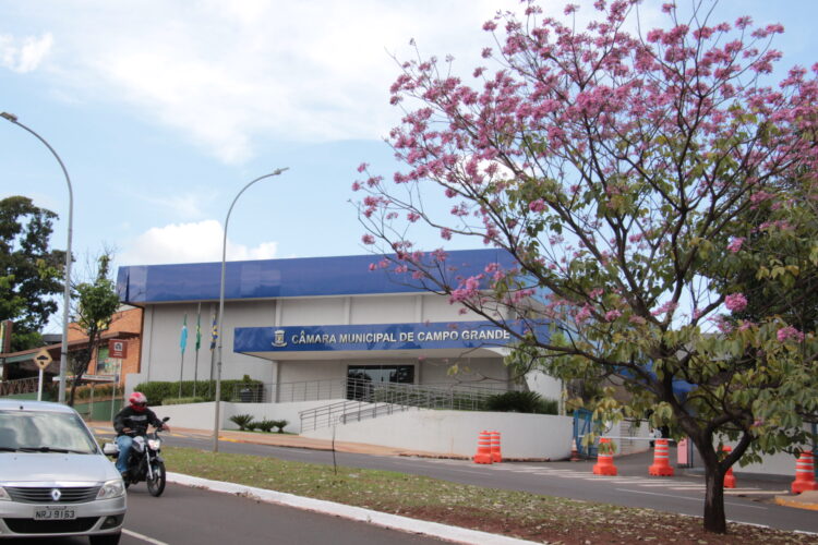 Com previsão de R$ 4,6 bi para 2021, LOA começa a tramitar na Câmara Municipal
