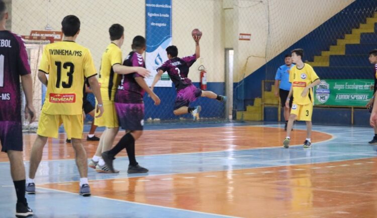 Treinamento físico em esportes coletivos é assunto de curso da Fundesporte