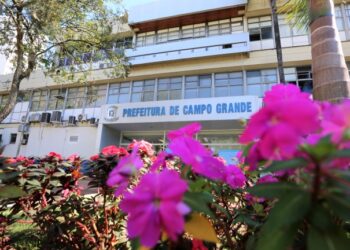 Prefeitura pagará o 13º salário dos servidores no dia 10 de dezembro