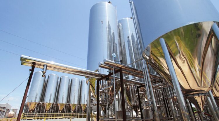 Geração positiva de empregos e projeção de crescimento econômico fecham 2020 em MS