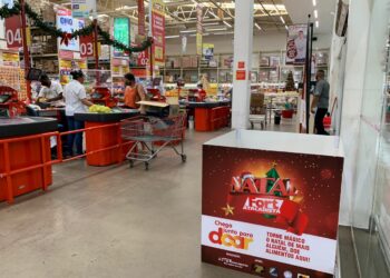 Supermercado faz campanha solidária para arrecadar alimentos na Capital