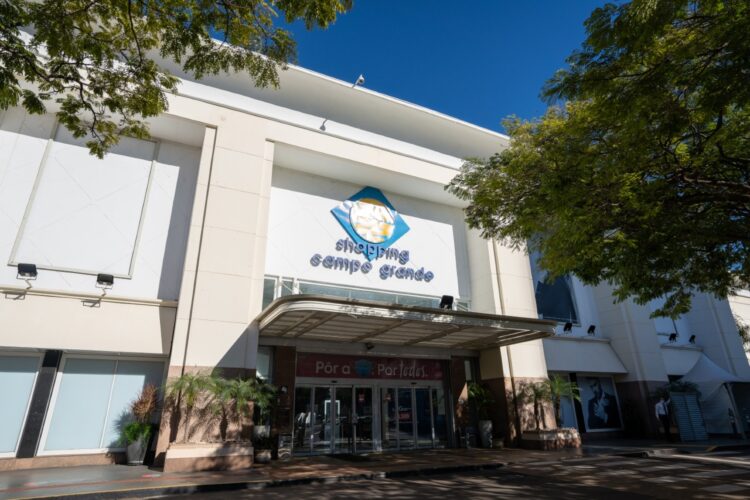 Shopping amplia horário de domingo para compras de Natal na Capital