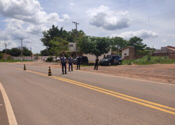 Suspeitos de roubarem caminhonetes são identificados e um deles é preso