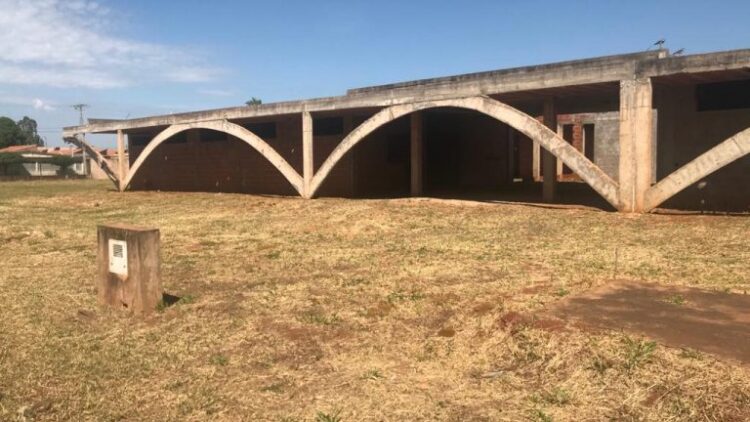 Prefeitura abre licitação para concluir unidade de saúde no Jardim Santa Emília