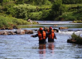 Bombeiros encontram corpo de menino desaparecido no Anhanduí, após chuva