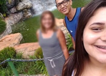 Jovem não aceita fim e mata ex-namorada com 26 facadas em pedreira
