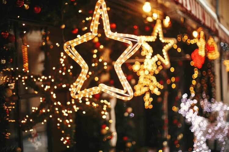 Confira dicas de segurança e economia para sua iluminação de Natal