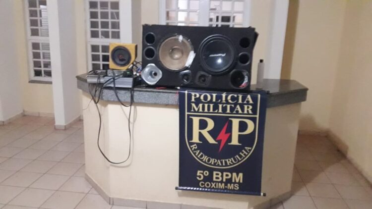 Adolescente é apreendido por perturbação do sossego, desacato, desobediência e resistência