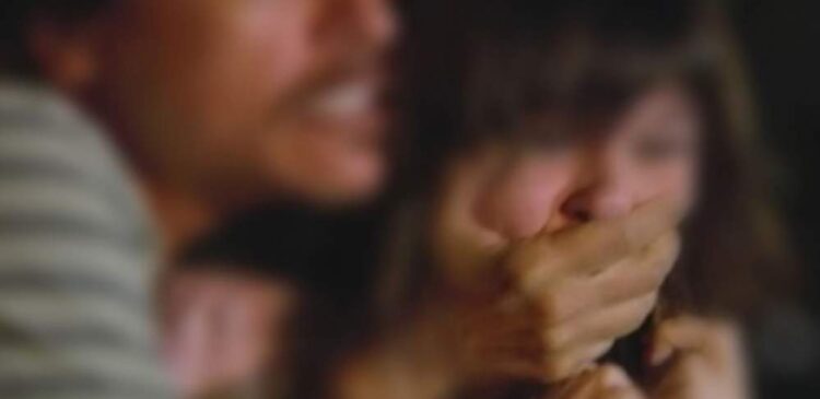 Avô diz que mulheres são culpadas por estupro e crime contra neta é descoberto