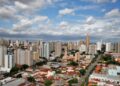 Prefeitura reduz horário de toque de recolher de 23h até as 5h na Capital
