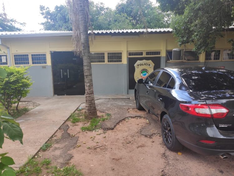 Ladrão que sondava comércios é preso durante perseguição policial