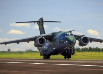 Chega ao Aeroporto da Capital, avião com as vacinas contra o Covid para imunizar o MS