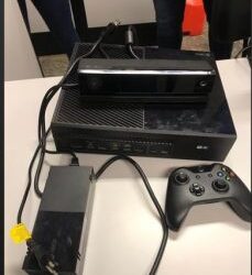 Jovem é preso vendendo videogame furtado em site da OLX