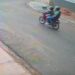 Dupla que roubou e esfaqueou cozinheira é flagrada por câmeras de vizinho