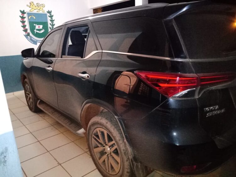 SW4 e VW Polo roubados são recuperados pela polícia em MS