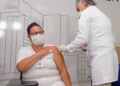 Hoje foi a vez dos profissionais dos hospitais particulares serem vacinados na Capital