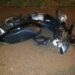 Mulher morre ao perder controle de moto e colidir com dois veículos