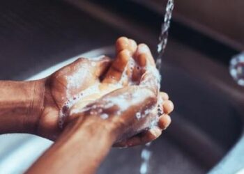 Checklist do cuidado: medidas necessárias ao sair e entrar em casa durante pandemia pela Covid-19
