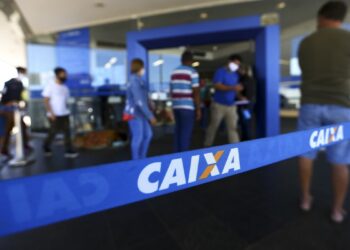 Governo antecipa abono salarial para nascidos em maio e junho