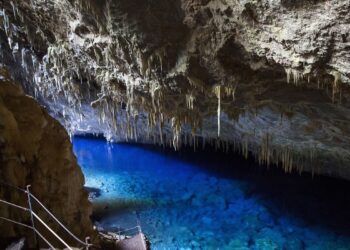 União autoriza cessão da Gruta do Lago Azul ao município de Bonito
