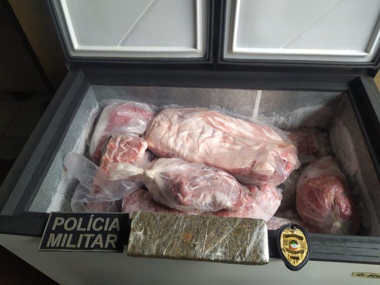 Trio furta carne de frigorífico e também é preso por tráfico de drogas