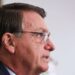 Bolsonaro prevê retorno do auxílio emergencial a partir do mês que vem
