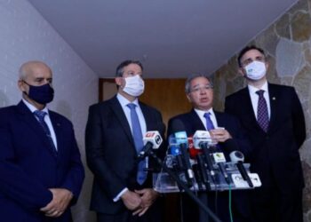 Guedes e Congresso fecham acordo para novo auxílio, só falta aprovação de PEC