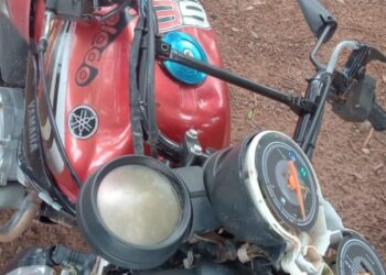 Adolescente morre ao bater moto em cerca feita há 20 dias na casa da avó