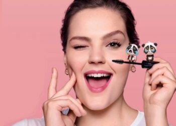 Confira 5 dicas na aplicação da máscara de cílios e nunca mais erre