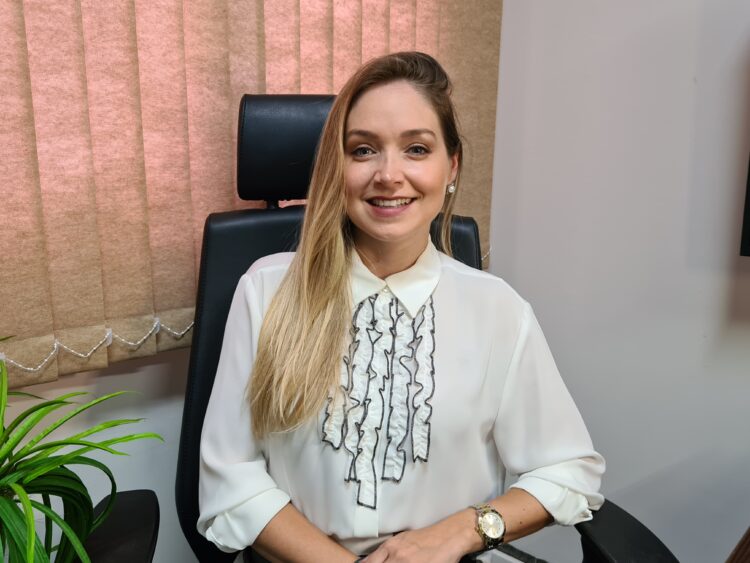 Médica fala de transmissão, sintomas e prevenção ao câncer de colo uterino