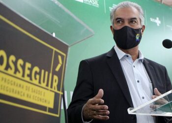 Aumento de mortes por Covid faz Governo adotar aulas remotas na rede estadual