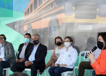Parceria do Governo com bancada federal multiplica emendas e recursos aos municípios