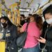 Usuária denuncia aglomeração no transporte público: “Todos os dias assim, aí pode né!”