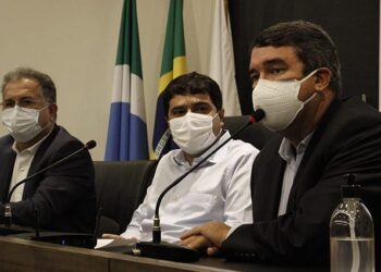 Em evento na Assomasul, Riedel destaca ações de combate à pandemia