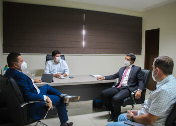 Colapso na saúde muda rotina na Assomasul e em repartições públicas