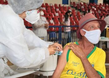 Hoje quem vacina na Capital são idosos de 67 e 68 anos