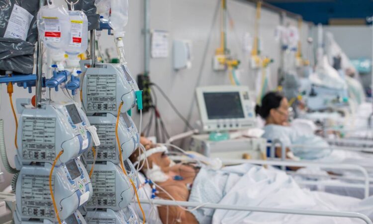 Ministério da Saúde envia 10,4 mil medicamentos do kit intubação para MS