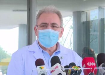 “Evitar lockdown é a ordem”, diz ministro da Saúde