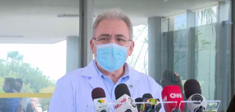 “Evitar lockdown é a ordem”, diz ministro da Saúde
