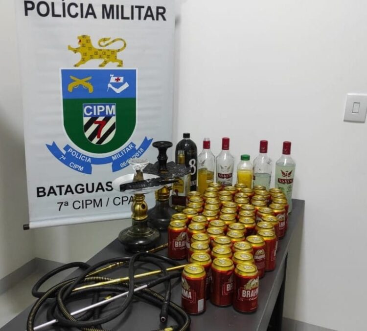 Polícia acaba com festa de 20 em assentamento com menores, bebidas e Narguilé