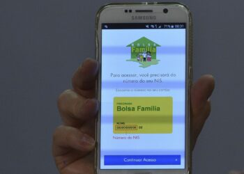 Bolsa Família: governo suspende revisão cadastral por mais seis meses