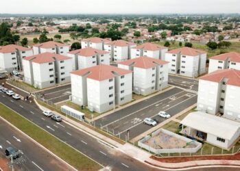 No dia do jornalista, Governo entrega 192 moradias em residencial com nome de comunicador