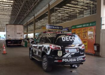 Antes do feriado santo, Polícia e Procon realizam fiscalização em mercados e peixarias da Capital