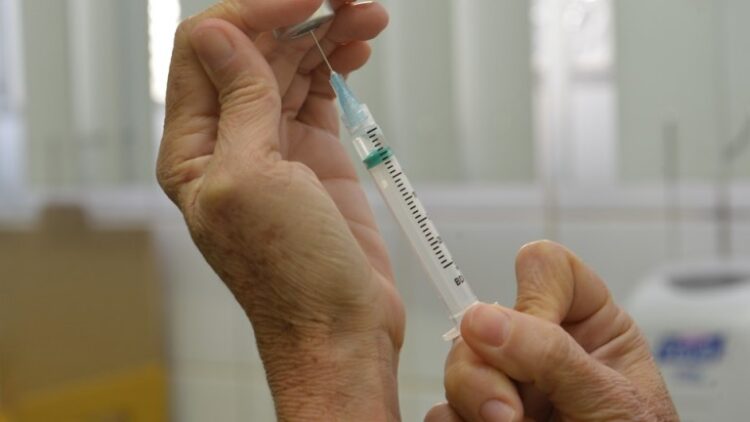 Com calendário neste fim de semana, Prefeitura amplia vacinação contra Influenza