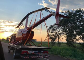 Polícia apreende helicóptero, após piloto fazer pouso forçado e despistar origem de “patrões”